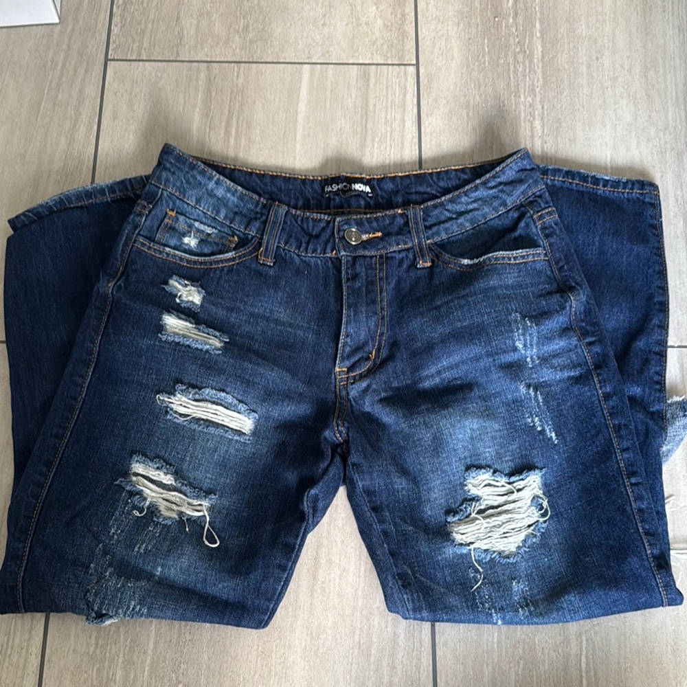 Fashion Nova loose torn jeans